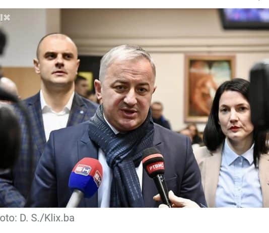 Borenović: Dodik ide u radikalizaciju stanja, želi da narod štiti njegovo bogatstvo