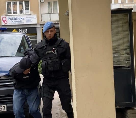 Heroinski ovisnici: Osumnjičeni za ubistvo i spaljivanje tijela u Odobašinoj ulici u Sarajevu predati Tužilaštvu KS