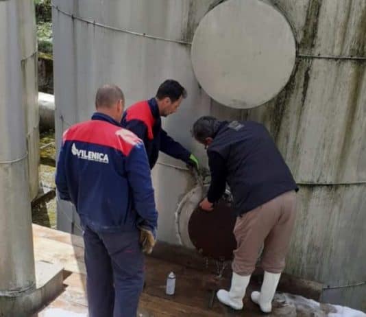 J.P. “Vilenica-Vodovod”: Izvršeno čiščenje brzih filtera i zamjena kvarcnog pijeska