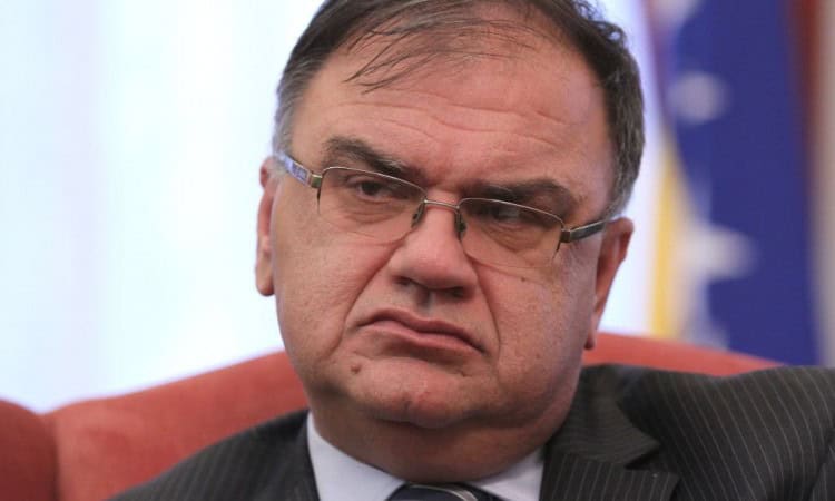 Kako to, pita se Ivanić: Dodik dobije sankcije, a Izetbegović za jednako teške poruke ni kritiku