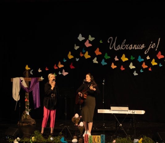 Napretkov Uskrsni koncert u Jajcu (FOTO)