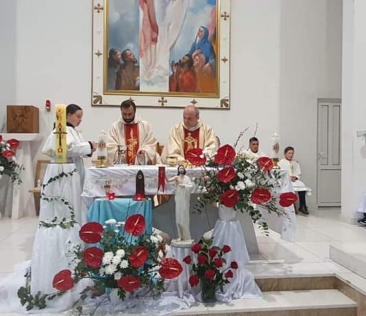 Novi Travnik: Don Damir Stojić predslavio misno slavlje u župi Uzašašča Gospodinova