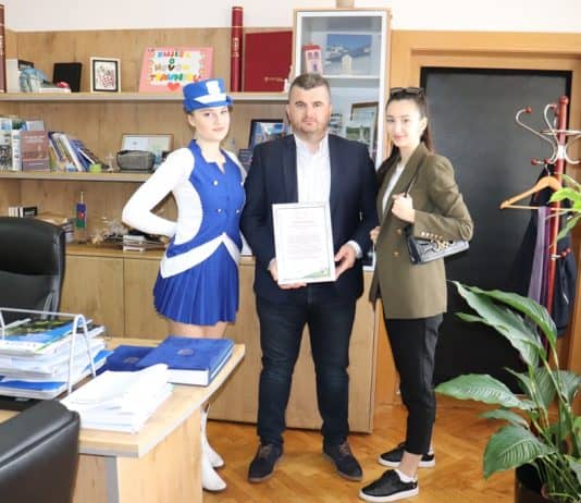 Novotravničke mažoretkinje u gostima kod načelnika Duje