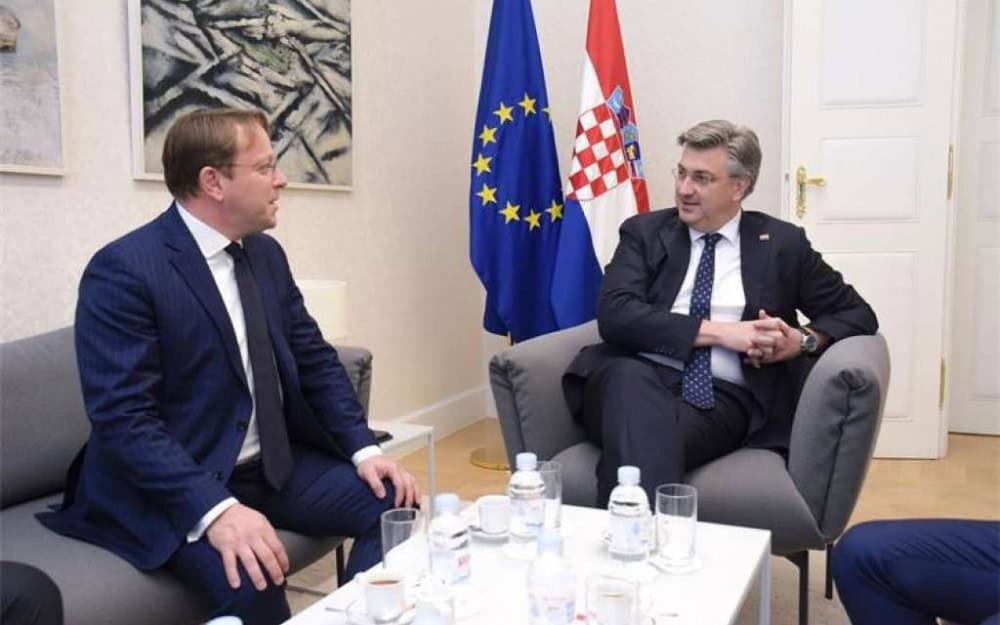 Plenković s Várhelyijem o BiH: Mora se osigurati ravnopravnost Hrvata, izborna reforma ključna za stabilnost i funkcionalnost BiH