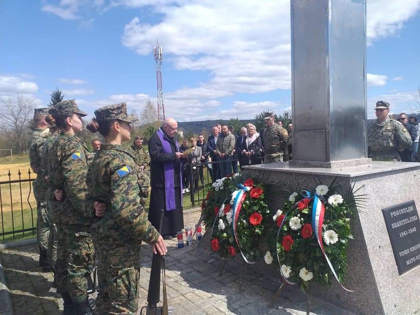 Prošlo je 29 godina od pogibije Hrvata u Višnjica Gaju i početka otvorene agresije Armije R BiH