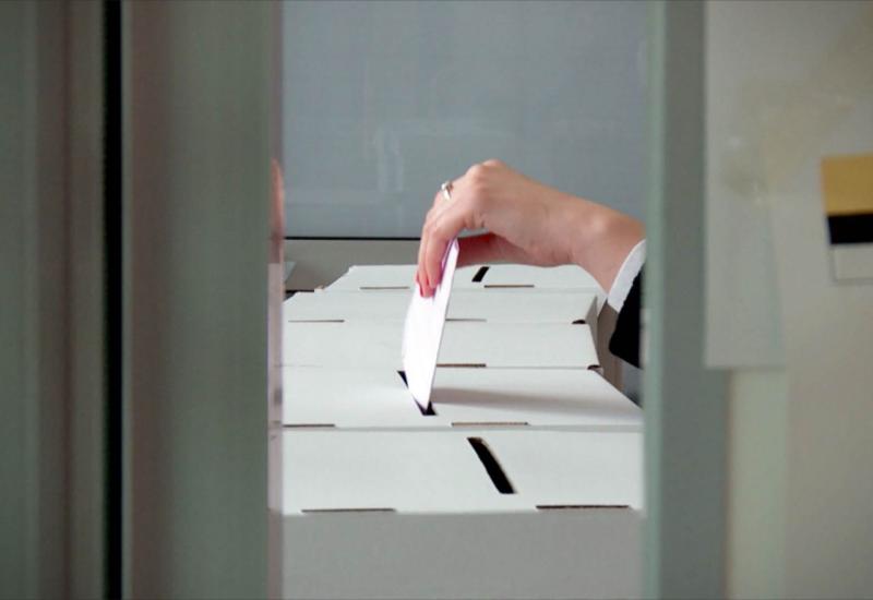 Tegeltija prekinuo šutnju: Novca za izbore je uvijek bilo i bit će, a optužbe na SIP-a Bevandin račun su potpuno neutemeljene