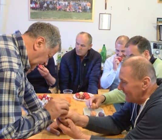 VIDEO: Rastovački zet pobjednik turnira u tucanju jaja Rastovci 2022