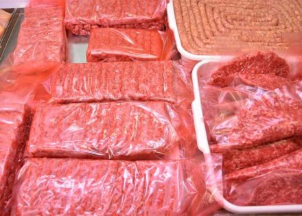 Zatvaraju se mesnice: Ljudi kupuju za 2 KM, stid me pitati zašto