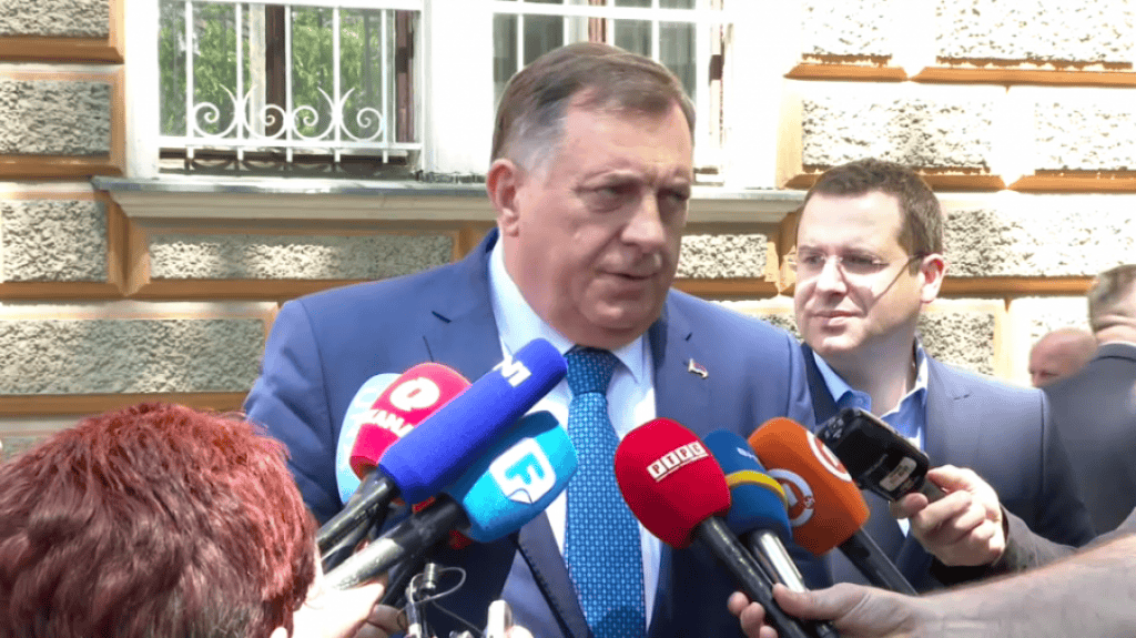 Dodik traži ostavku Džaferovića: Prekršio je Ustav. Ako to ne uradi do idućeg tjedna, tražim njegovu smjenu