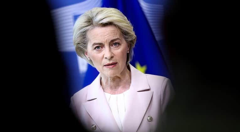 EU će postupno zabraniti uvoz ruske nafte, samo dvije članice dobile izuzeće. “Nastradala” i Sberbanka