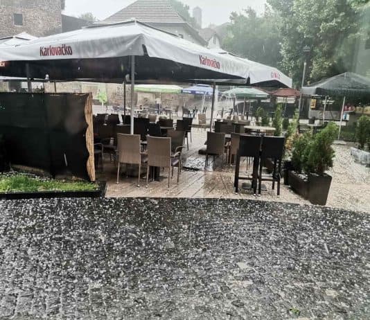 FOTO/VIDEO: Središnju Bosnu drugi put danas pogodilo veliko nevrijeme praćeno ledom