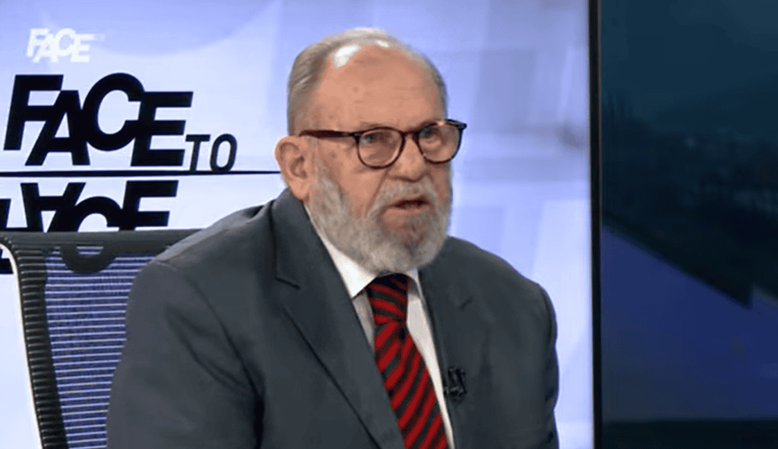 “Kad vidim onu ministricu Hotu, onako zabrađenu, pa što ona misli…”