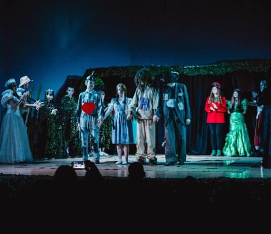 Mladi travnički glumci u Rami odveli mališane u čudesnu i nestvarnu zemlju Oz