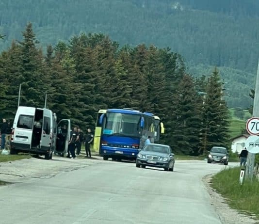 Neslužbeno: Nakon današnjeg sukoba navijača u Kupresu, jedna osoba je u kritičnom stanju