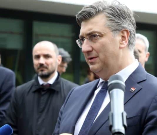 PLENKOVIĆ U DUBROVNIKU Odgovornost je na Bošnjacima ako odbiju dogovor o izbornoj reformi u BiH koju traži EU