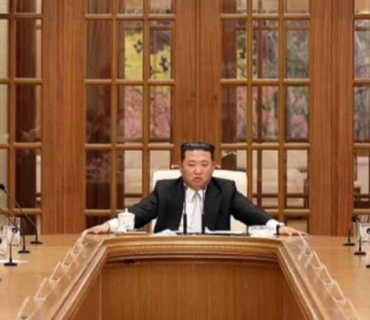 Pjongjang prijavio milijun zaraženih. Kim: Odmah rasporedite moćne vojne snage