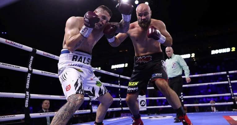 Pogledajte ključne trenutke Babićeve borbe karijere: Preživio je težak udar na startu, a zatim uspostavio dominaciju