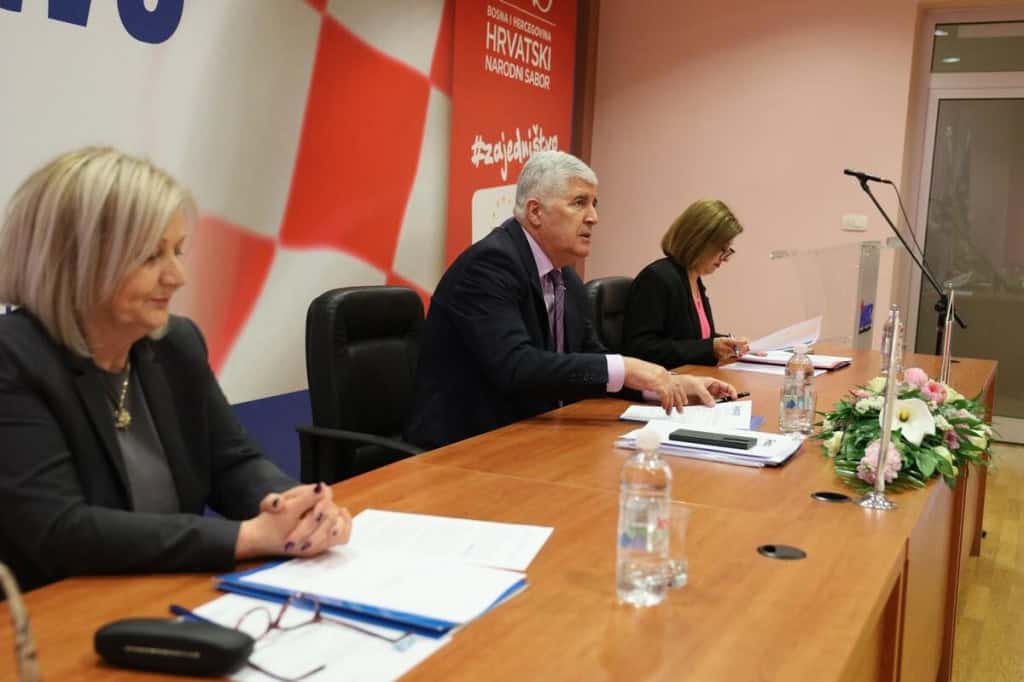 Predsjedništvo HDZ-a BiH održalo je važan sastanak, evo glavnih zaključaka oko izbora, SIP-a, Izbornoga zakona…