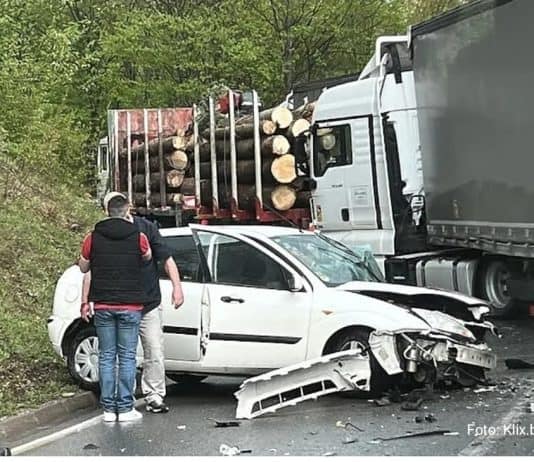 Prometna nesreća kod Kladnja, jedna osoba povrijeđena