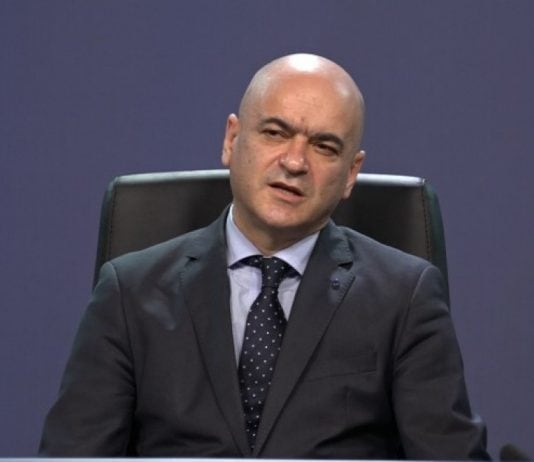 Goran Čerkez: Led se otapa i odmrzavaju se novi virusi stari tisućama godina