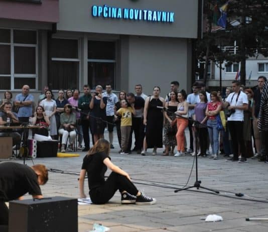 Mladi u Novom Travniku poručili: Dosta mržnje i nacionalizma