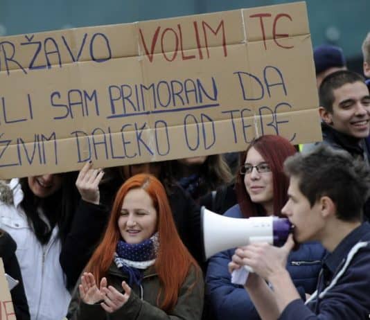 Oko 30% mladih SBŽ-a zainteresirano za privremeni ili trajni odlazak u inozemstvo