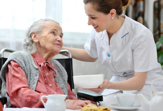 Potrebna ženska osoba za čuvanje starije osobe u Novoj Biloj