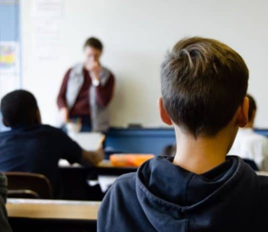 Pravo na doplatak u bh. županiji od sada imaju djeca do navršene 18. godine