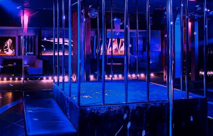 U noćnom klubu nađeno 17 mrtvih tinejdžera, policija zasad šuti…