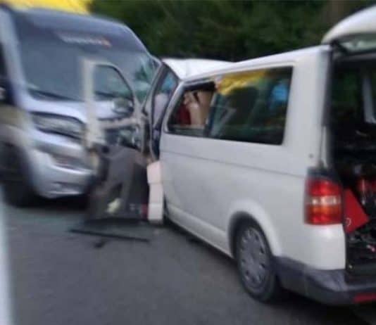 U teškom sudaru kod Jajca jedna osoba poginula, više ozlijeđenih