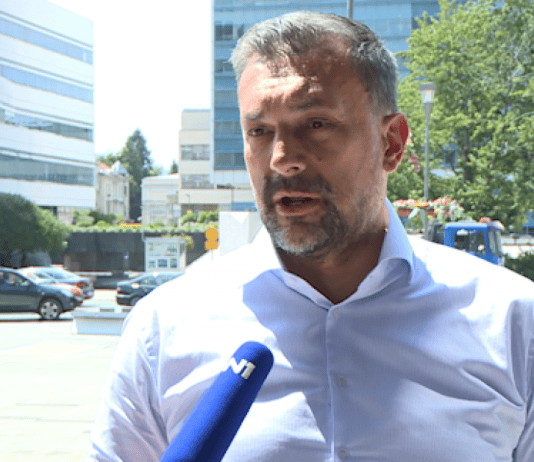 Konaković nakon sastanka u OHR-u: “Schmidt je vikao i lupao po stolu”