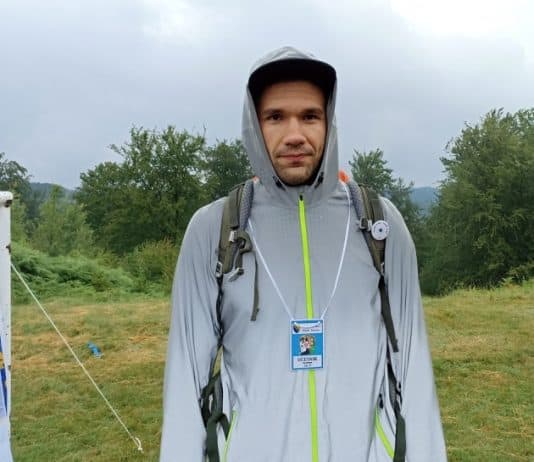 Emir Sulejmanović rođen je na putu smrti, danas s ocem korača ratnom trasom do Potočara