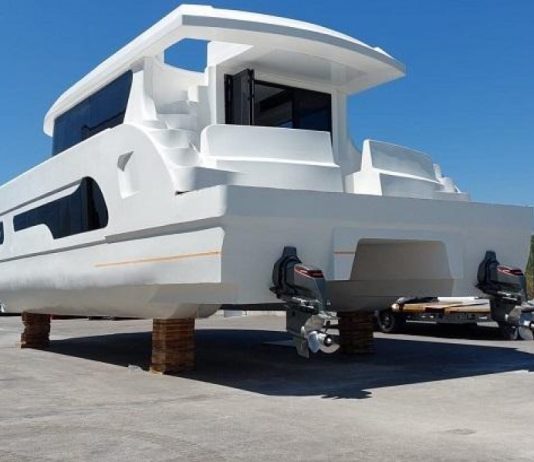 Luksuzna jahta proizvedena u Vitezu ide u daleku Costa Ricu