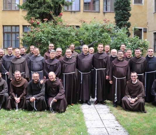 Noa Stanić iz Viteza obukao franjevački habit