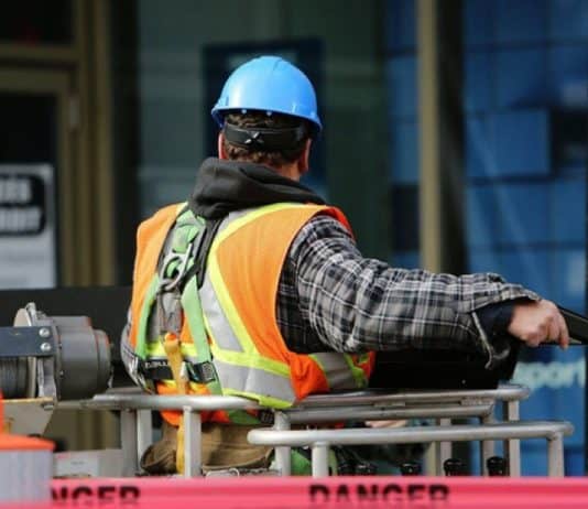 Poslodavci tvrde da se bolovanje zloupotrebljava: ”Smanjiti sa 42 na 15 dana”