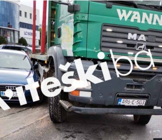 Prometna nesreća na PC 96 u Vitezu: Sudarili se putničko i teretno vozilo