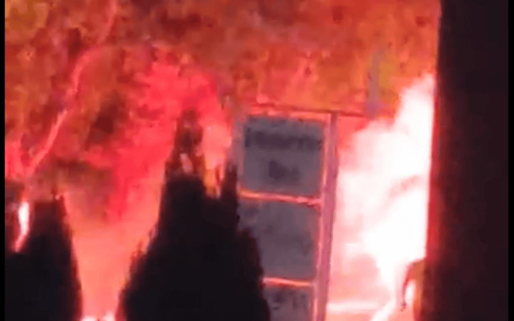 Veležovi huligani napadali stanovnike mostarskog naselja Rudnik, objavljena snimka