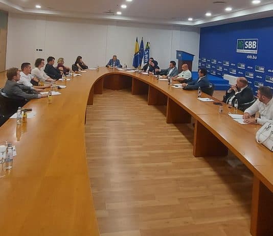 Vlasnik lanca veterinarskih stanica dr. Adnan Hozić nositelj liste SBB-a za Sabor SBK