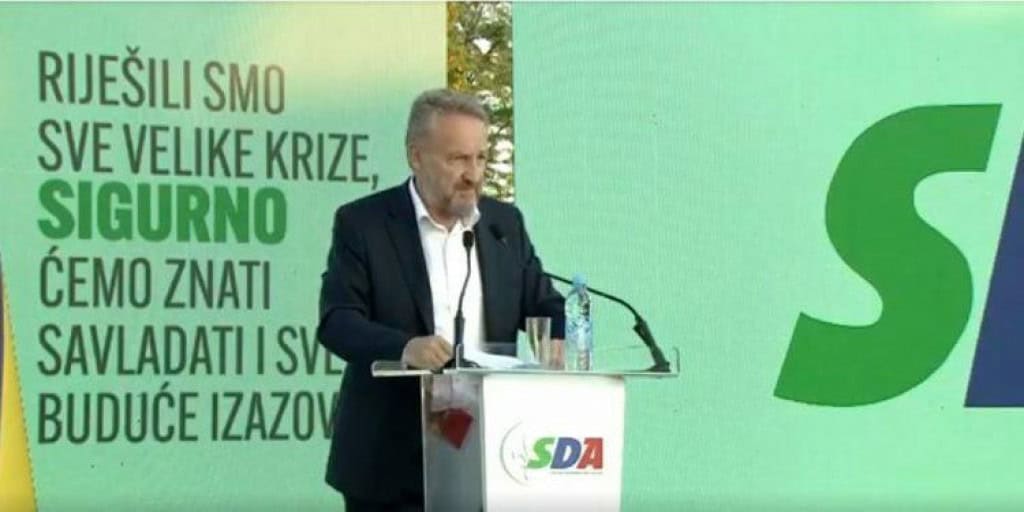 Izetbegović svašta napričao: “Naš je i Tvrtko i Bobovac i Katarina i osmansko…”, kaže da Bošnjaci sadrže u sebi “slojevit” identitet