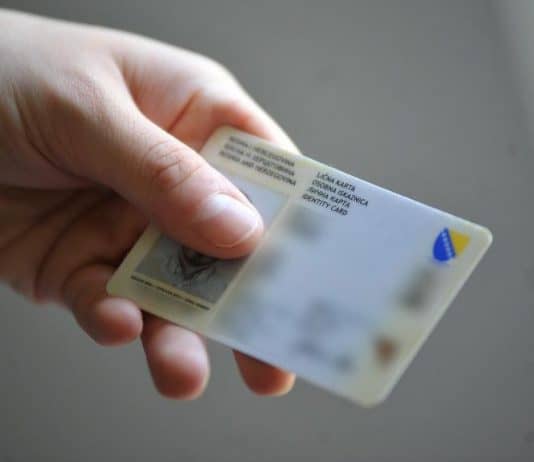 Prijeti nestašica osobnih iskaznica, bh. građani platili i elektroničke, ali one još ne funkcioniraju