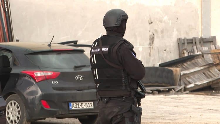 Velika policijska akcija, među uhićenima i službenici u institucijama BiH