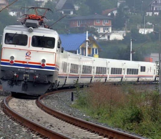 Željeznice FBiH planiraju uspostavljanje voza za Zagreb