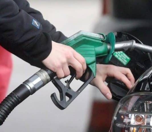 Lijepa vijest za sve vozače: Novi pad cijena goriva