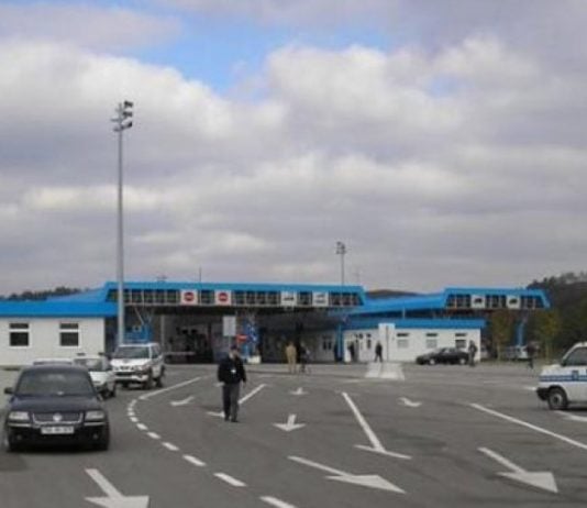 Pojačan promet na graničnim prelazima Velika Kladuša i Bosanska Gradiška: Moguća duža čekanja