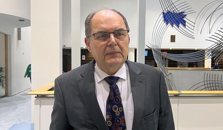 Velika Britanija nikad jasnije podržala Schmidta u nakani da izmijeni Ustav FBiH i Izborni zakon!