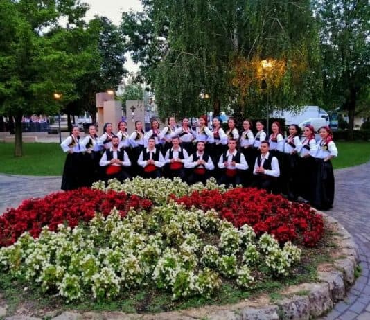 Folklorni sastav HKD Napredak Busovača oduševio publiku nastupom na “Posuškom litu” (VIDEO)