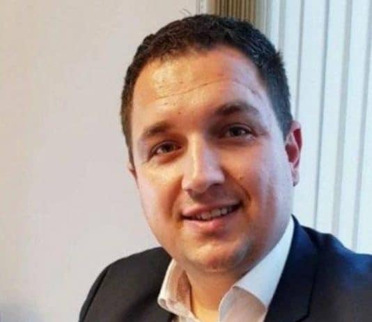 Ministarstvu za ljudska prava i izbjeglice u jednoj noći u jednoj kavani izdano 68 računa