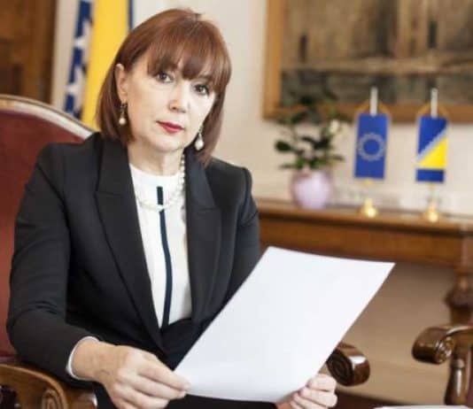 Melika Mahmutbegović o Čavarinom prijedlogu: To je čista trgovina utjecajem!