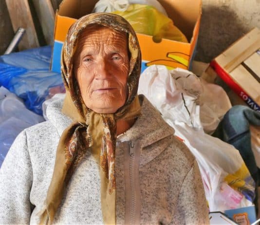 VIDEO: Bugojanka spava na ulici, bude dana kad ništa ne jedem, sakupljam limenke, nemam ništa