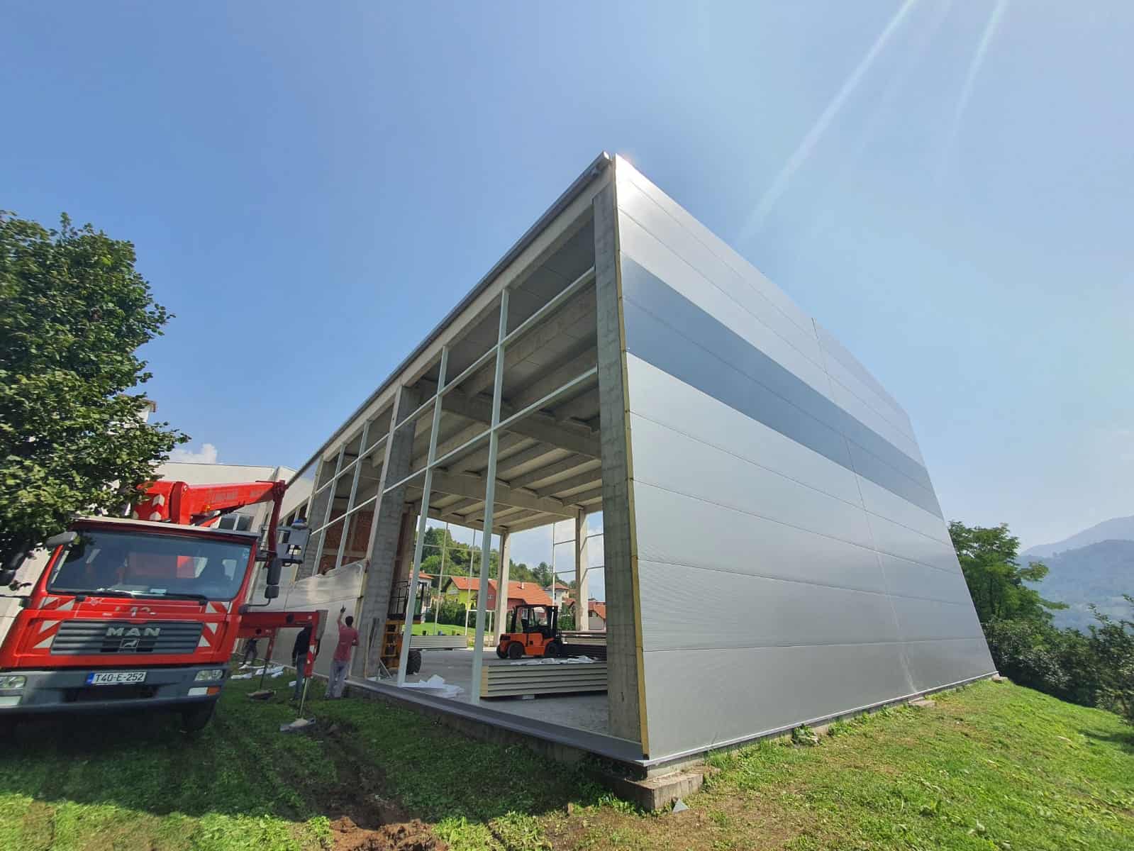 OŠ “13.rujan”: Počela završna faza izgradnje školske sportske dvorane